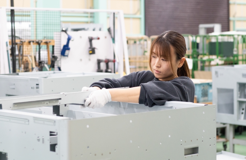 女性社員